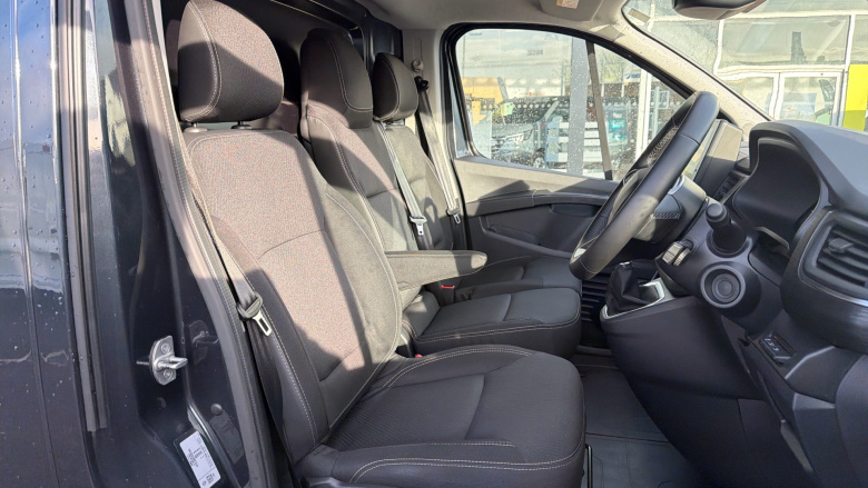 Renault Trafic Swb Diesel SL30 Blue dCi 170 Extra Sport [Safety] Van EDC